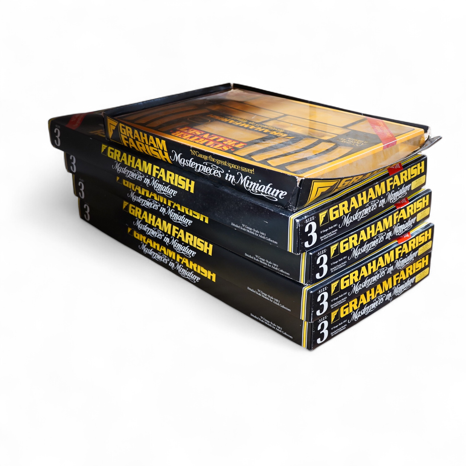 Five boxed Graham Farish N gauge railway train sets; two No.8527 Passenger Sets - ‘Capitals Limited’, two No.8526 Passenger Sets - ‘Bournemouth Belle’, and a Starter Set No.8540, all incomplete, missing track and accesso